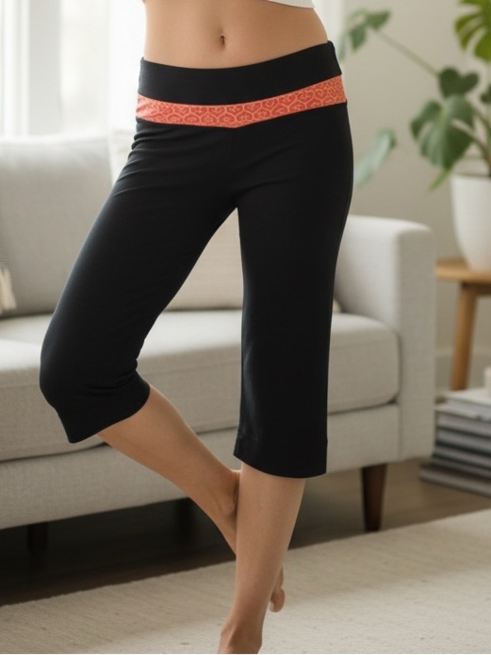 👛(ANY 2/$30) Vintage LULULEMON Athletica Groove Crops